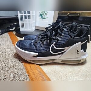 Nike Black and White Sneakers